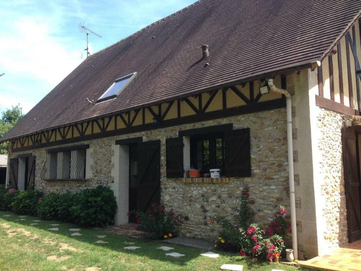 Maison Au Calme A La Campagne Saint-Pierre-de-Bailleul 外观 照片